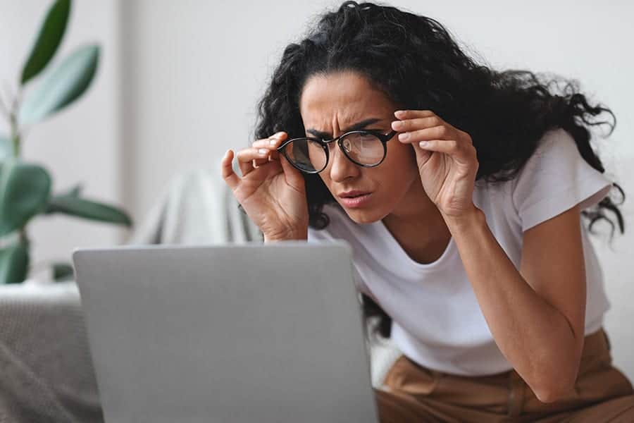 astigmatisme def thomas adam chirurgien ophtalmologue specialiste chirurgie refractive keratocone la reunion