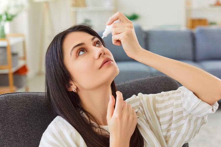 traitement keratocone thomas adam chirurgien ophtalmologue specialiste chirurgie refractive keratocone la reunion